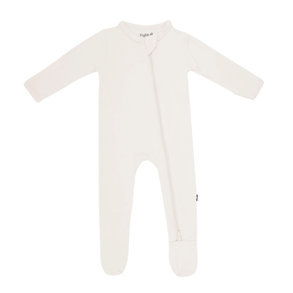 ❤️ Zippered Footie in Oat